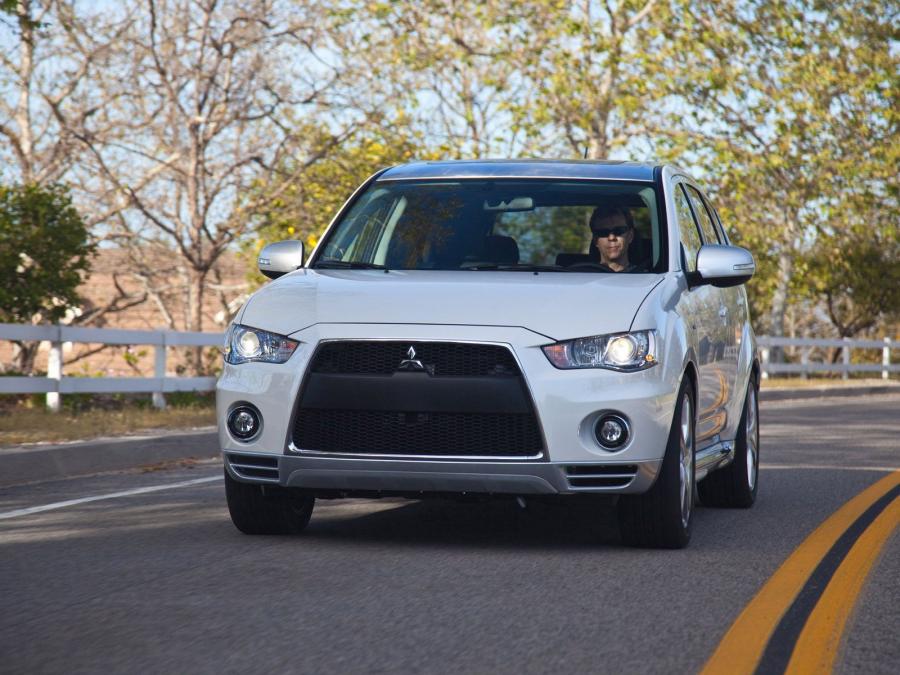  Mitsubishi Outlander GT 2010 года  (фото 50 из 91)